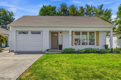 13 Saint Paul Place Manchester NJ 08759