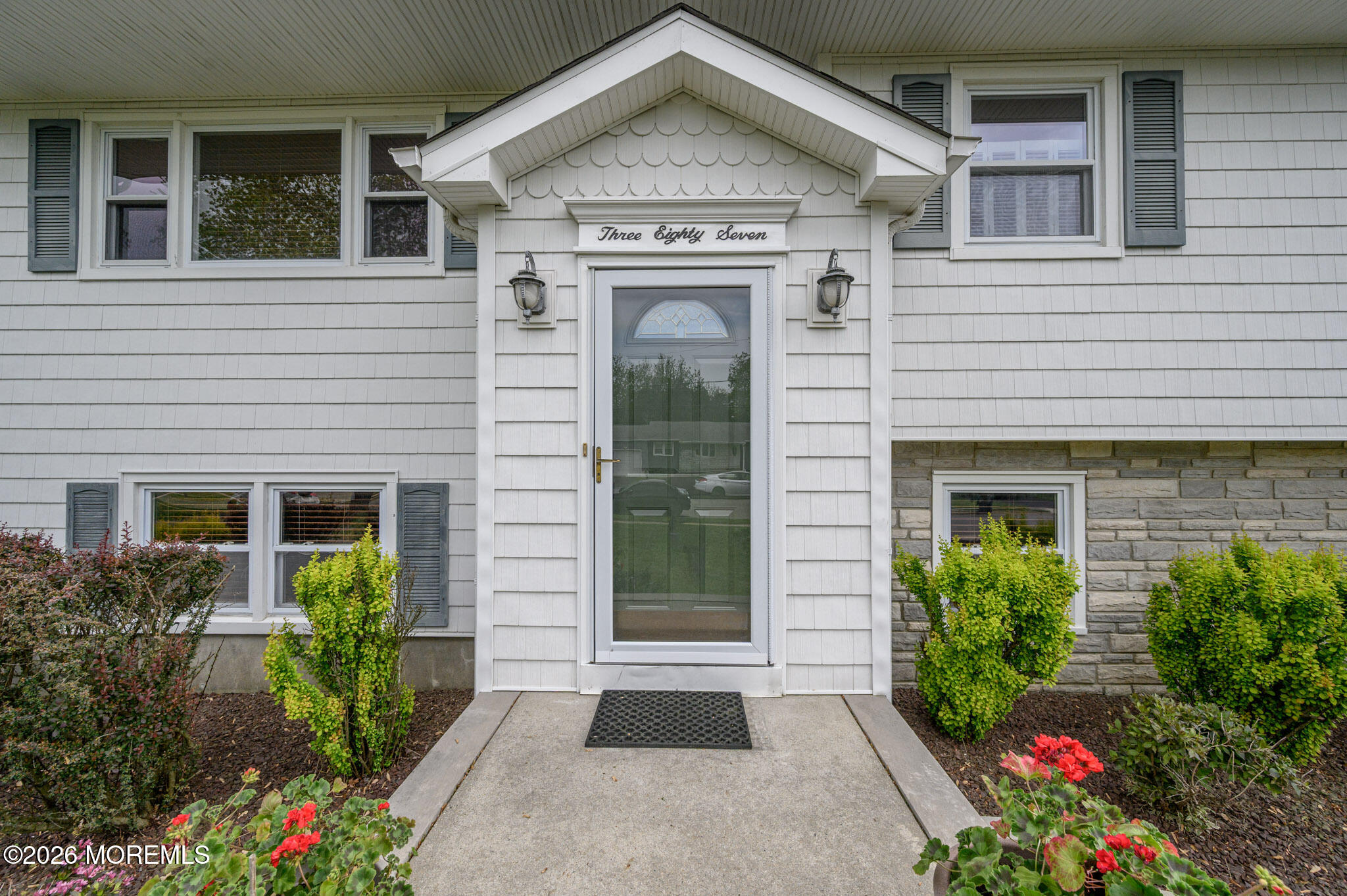 387 Suburban Drive Toms River NJ 08753