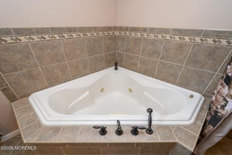 387 Suburban Drive Toms River NJ 08753