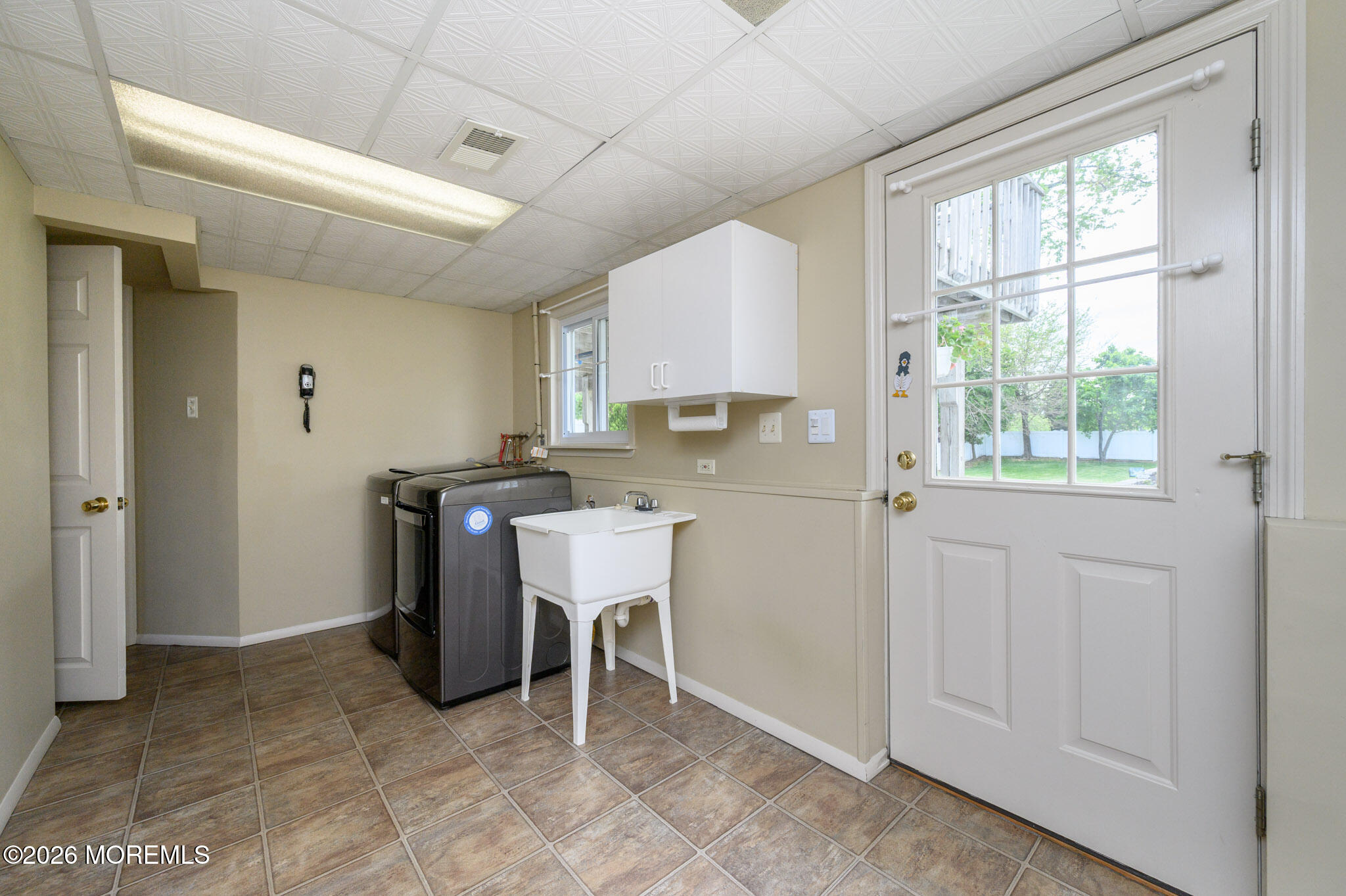 387 Suburban Drive Toms River NJ 08753