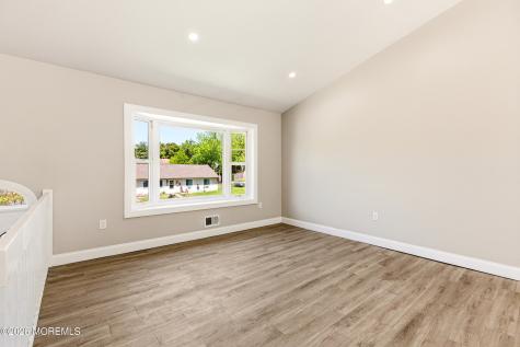 4 Silversmith Court Barnegat NJ 08005