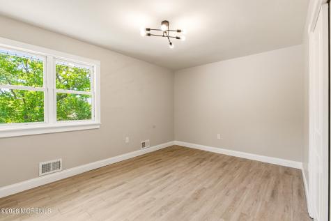 4 Silversmith Court Barnegat NJ 08005