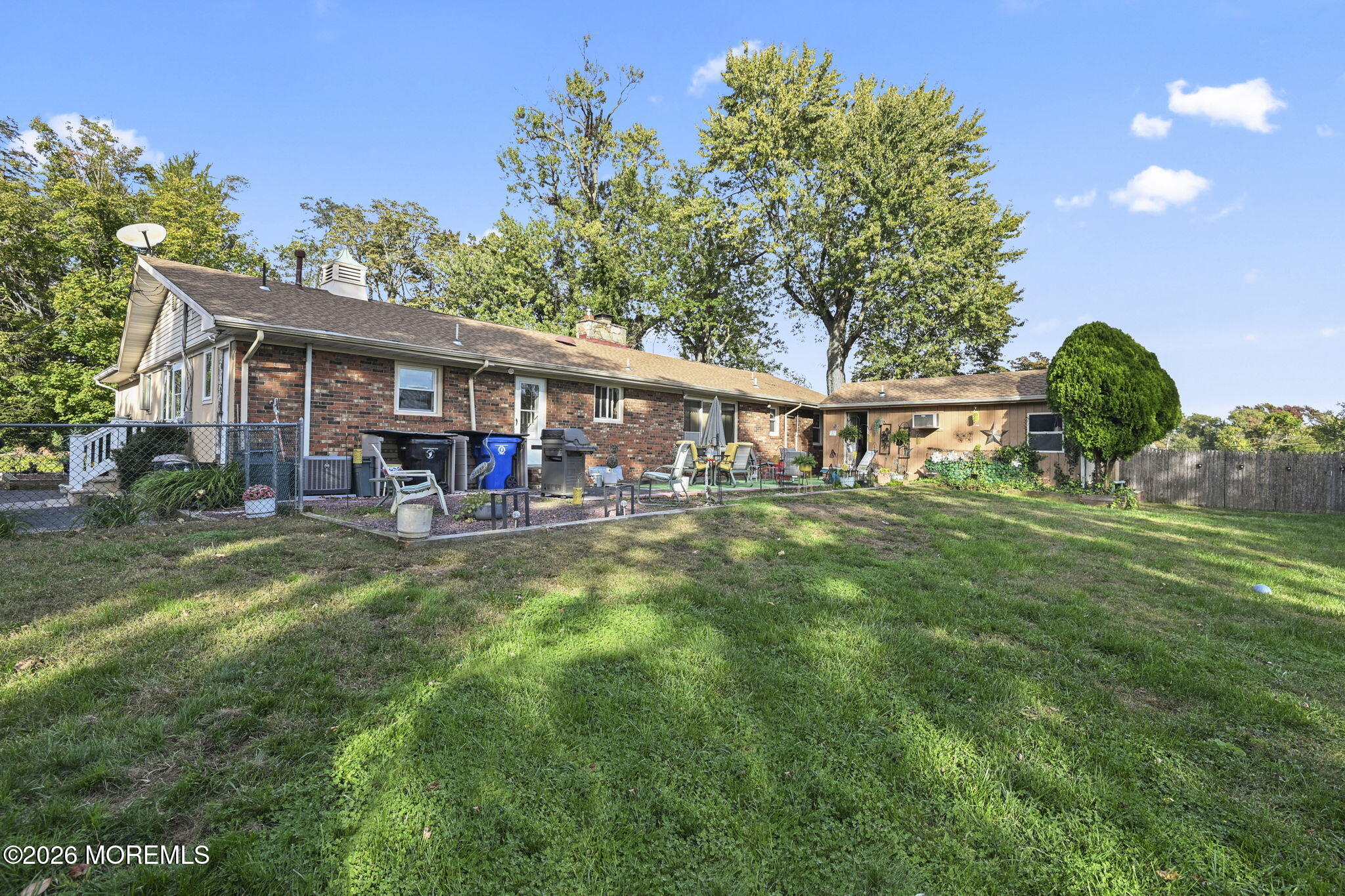 944 Leonardville Road Leonardo NJ 07737