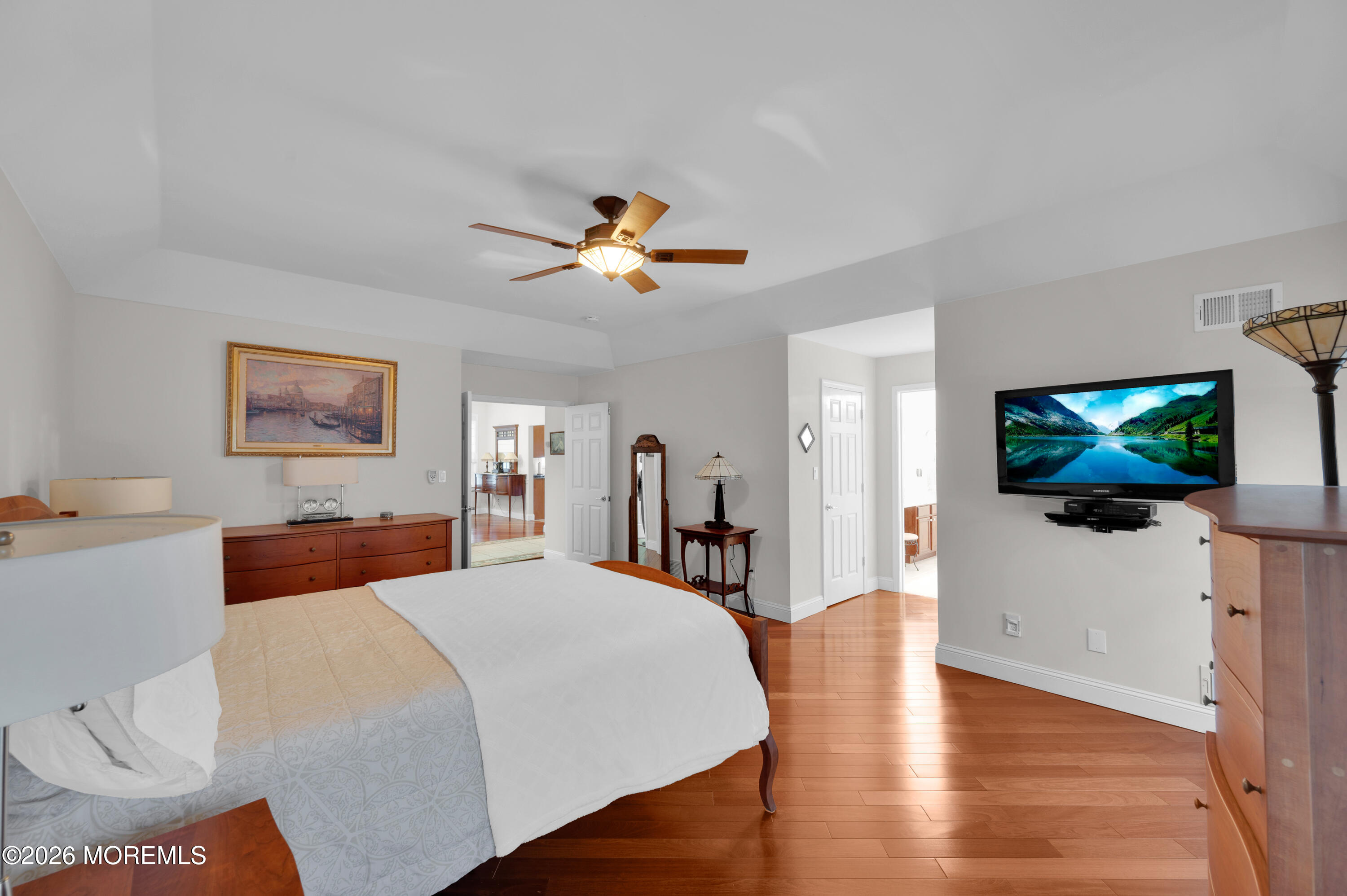 329 Van Dusen Drive Marlboro NJ 07746