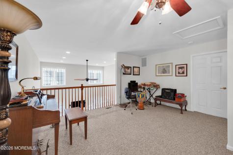 329 Van Dusen Drive Marlboro NJ 07746