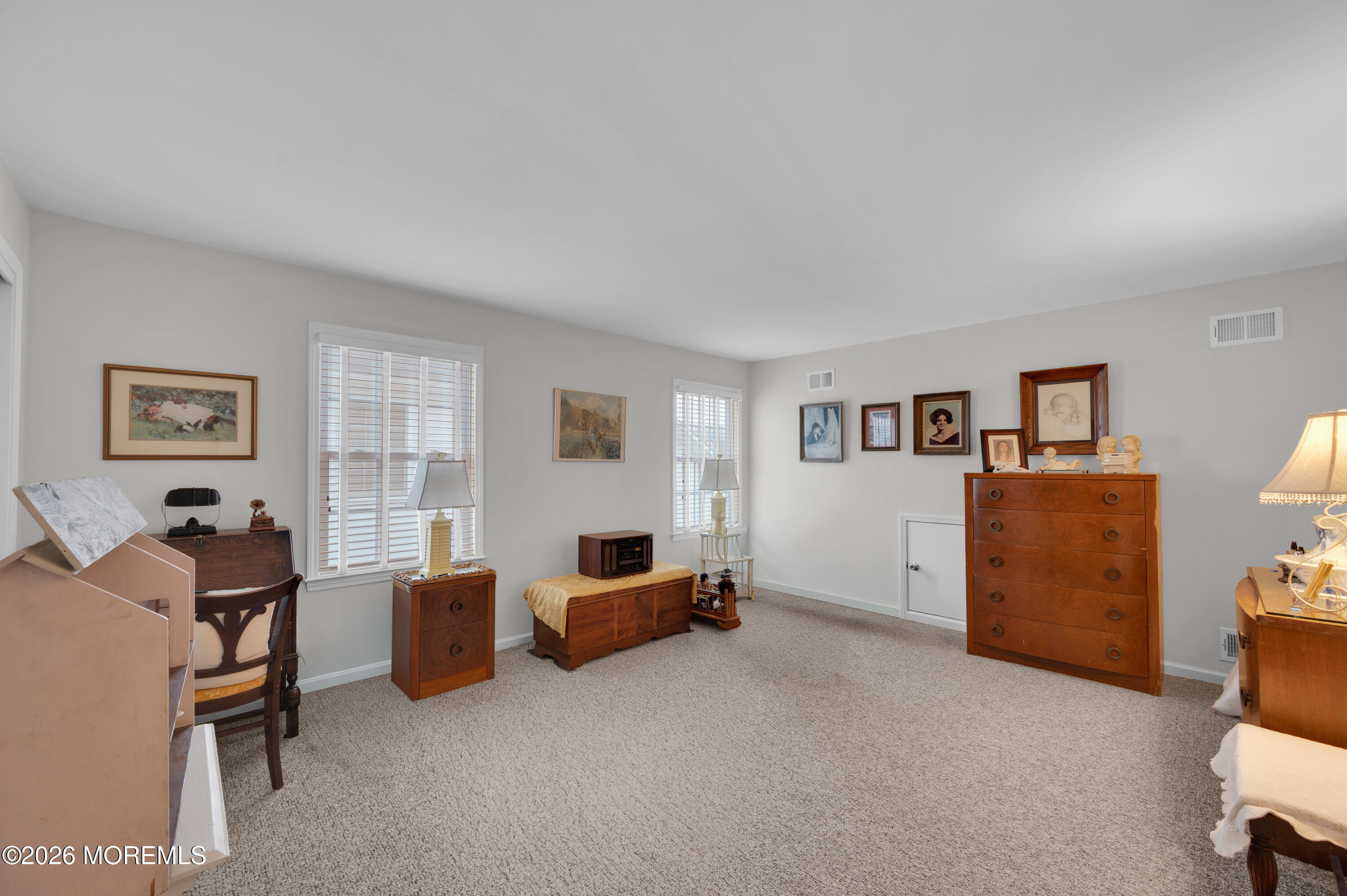 329 Van Dusen Drive Marlboro NJ 07746