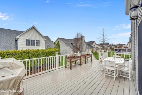 329 Van Dusen Drive Marlboro NJ 07746
