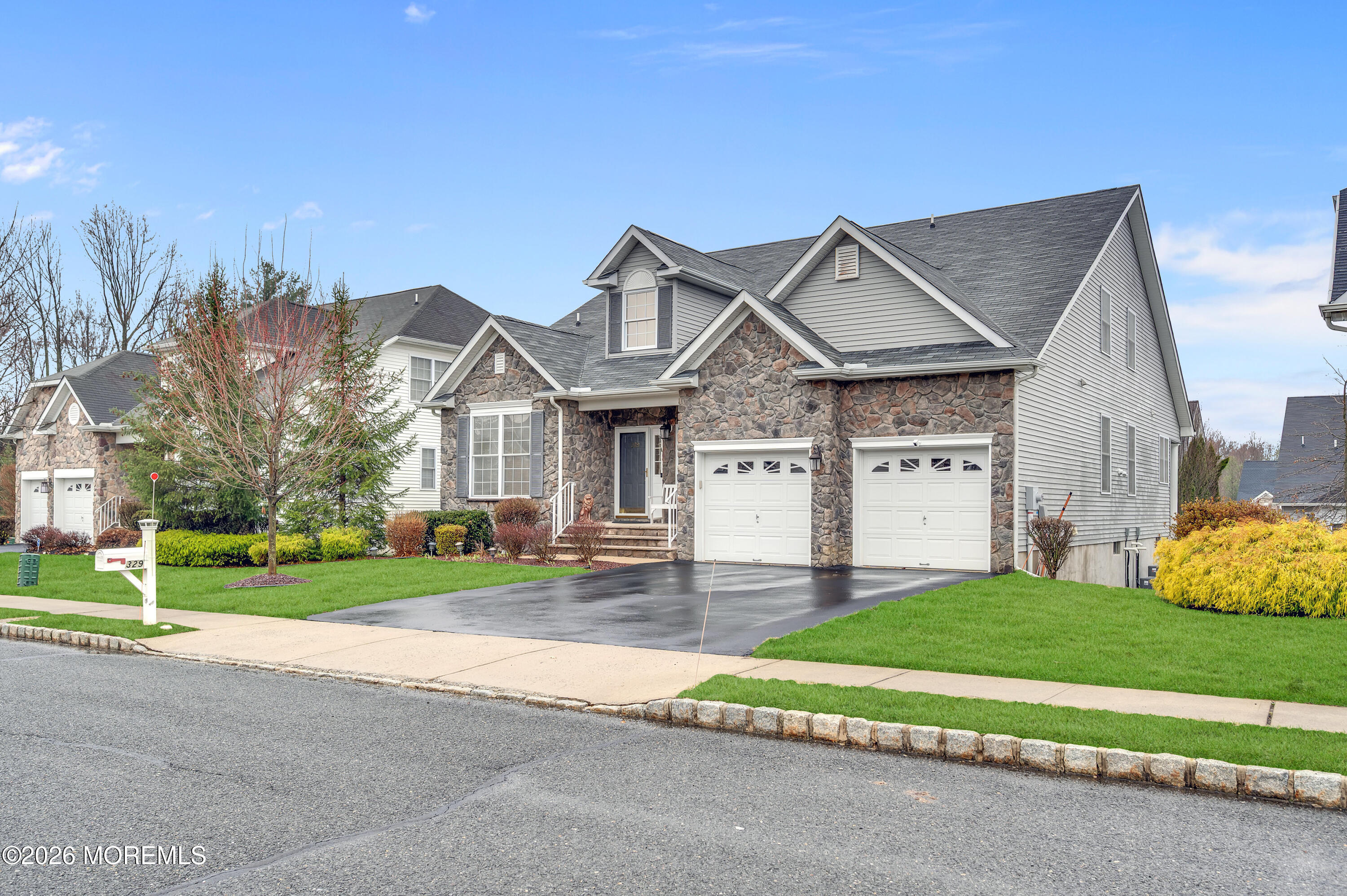 329 Van Dusen Drive Marlboro NJ 07746