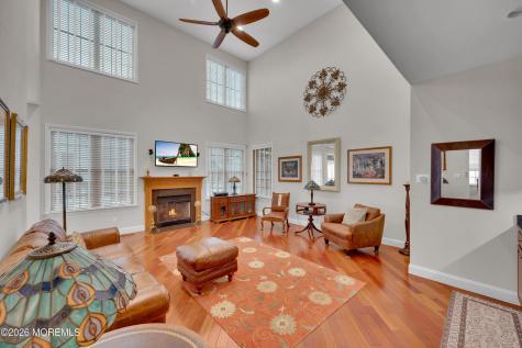 329 Van Dusen Drive Marlboro NJ 07746