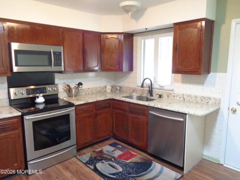 5 B Mohawk Court Whiting NJ 08759