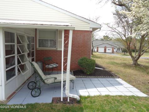 5 B Mohawk Court Whiting NJ 08759