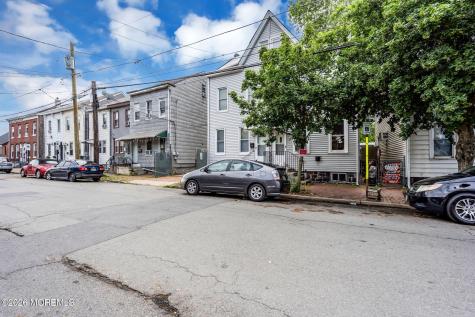 661 2nd Street Trenton NJ 08611