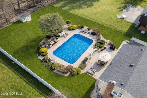 27 Heron Drive Marlboro NJ 07746