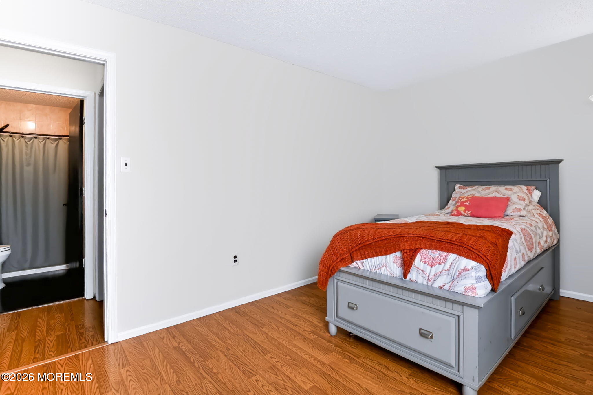 34 Morden Close Freehold NJ 07728