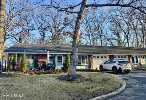 5B Buckingham Drive Lakewood NJ 08701