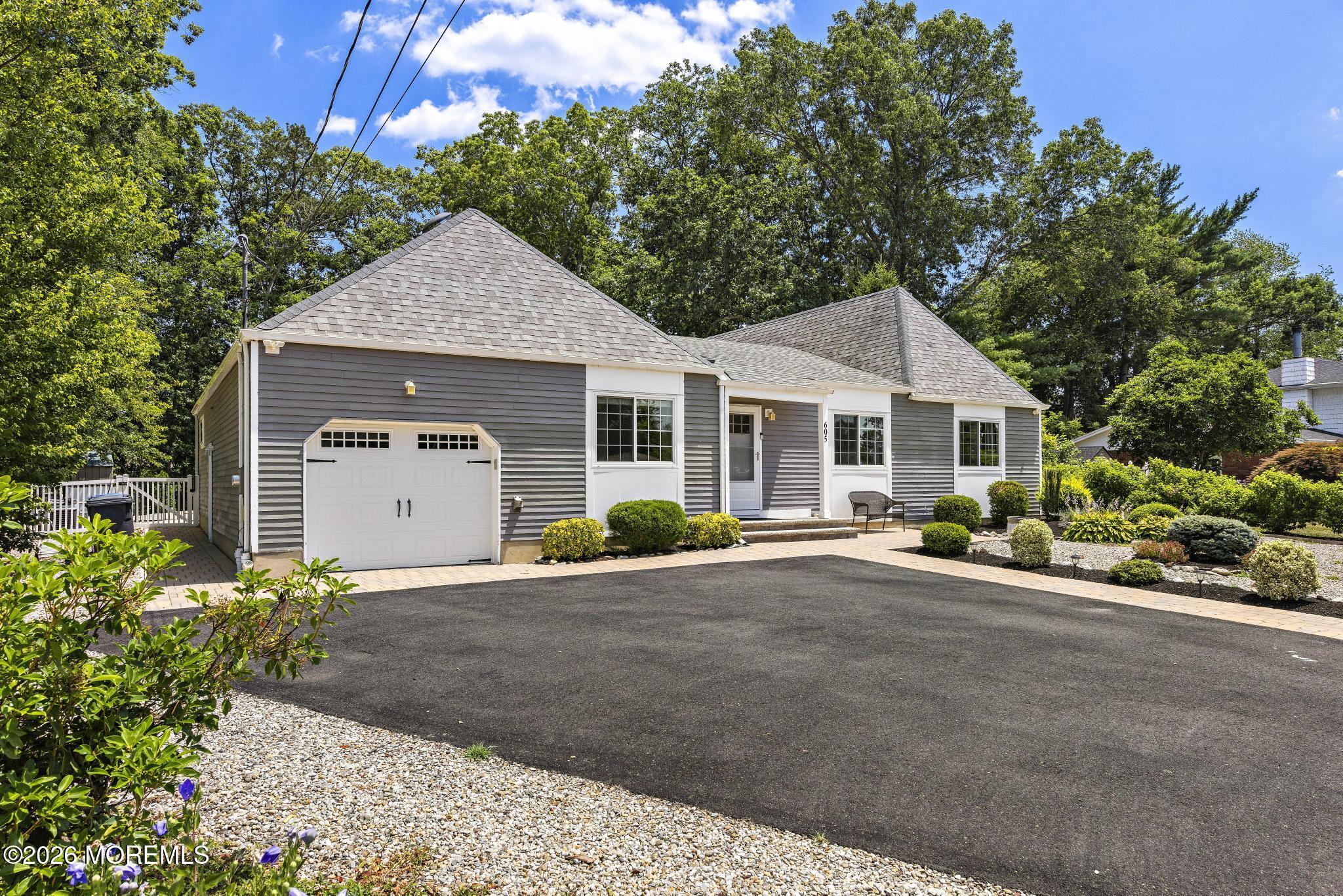 605 Duchess Court Toms River NJ 08753