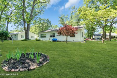 1 N Dakota Avenue Whiting NJ 08759