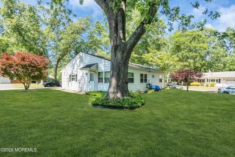 1 N Dakota Avenue Whiting NJ 08759