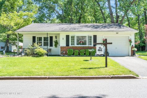 1 N Dakota Avenue Whiting NJ 08759