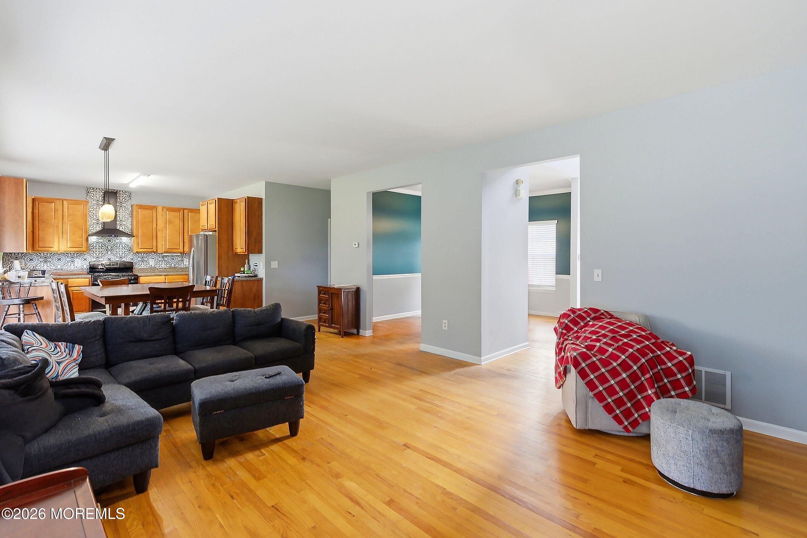 801 Cranberry Road Beachwood NJ 08722
