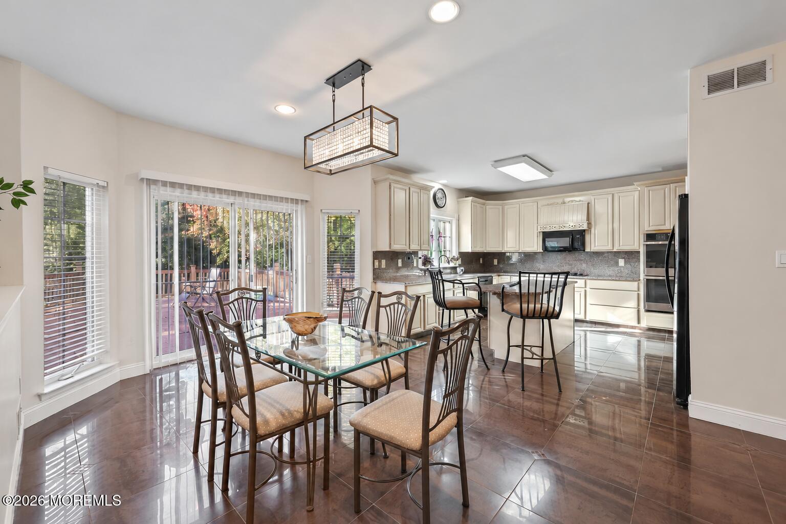 2 Gray Court Manalapan NJ 07726