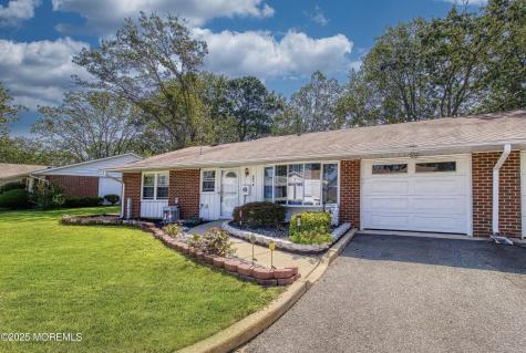 991B Argyll Circle Lakewood NJ 08701