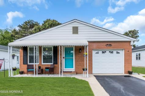 9 Calalou Court Toms River NJ 08757