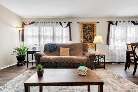 9 Calalou Court Toms River NJ 08757