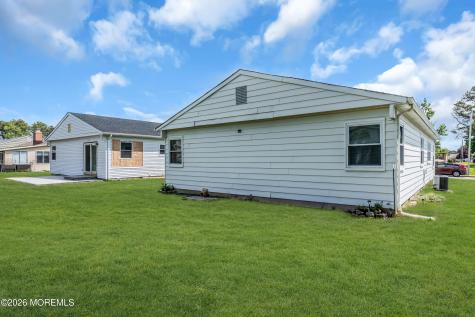 9 Calalou Court Toms River NJ 08757
