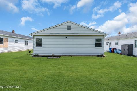 9 Calalou Court Toms River NJ 08757