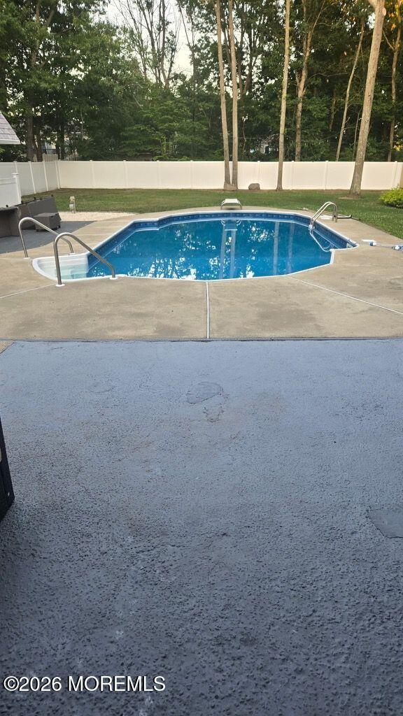 12 6th Street Barnegat NJ 08005