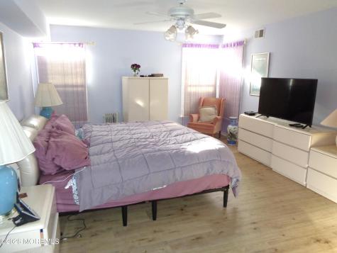 2311 Kira Court Toms River NJ 08755