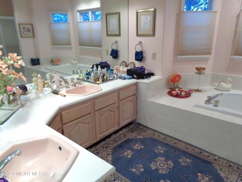 2311 Kira Court Toms River NJ 08755