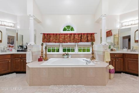 1 Prince Court Jackson NJ 08527