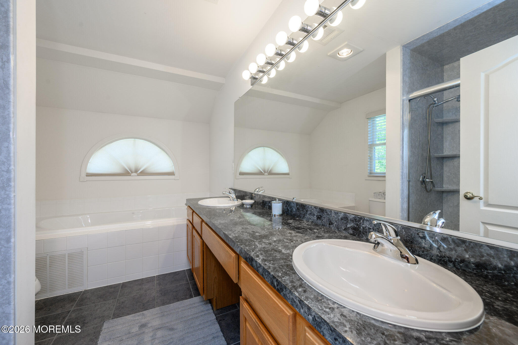 21 Catalina Avenue Barnegat NJ 08005
