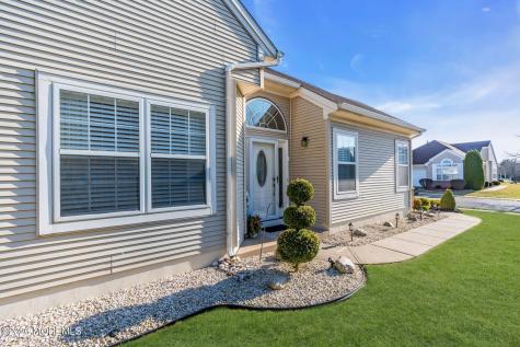 9 Ignatius Drive Manchester NJ 08759