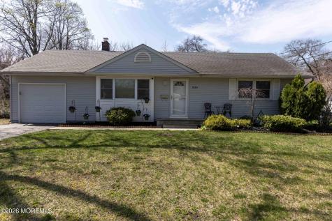 834 Brookside Drive Toms River NJ 08753