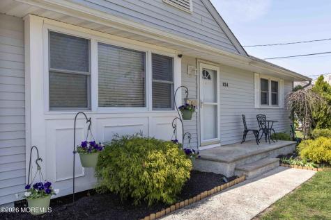 834 Brookside Drive Toms River NJ 08753