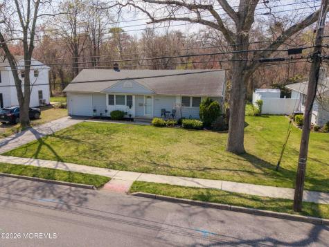 834 Brookside Drive Toms River NJ 08753
