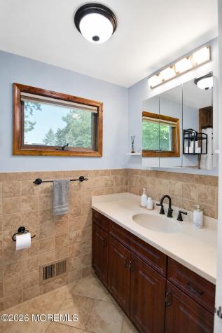 234 Parkview Terrace Lincroft NJ 07738