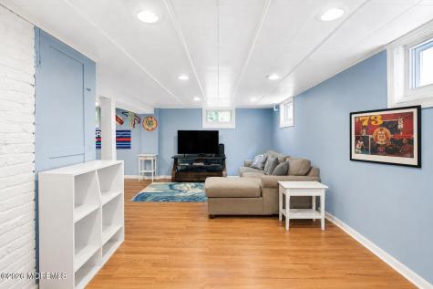 234 Parkview Terrace Lincroft NJ 07738