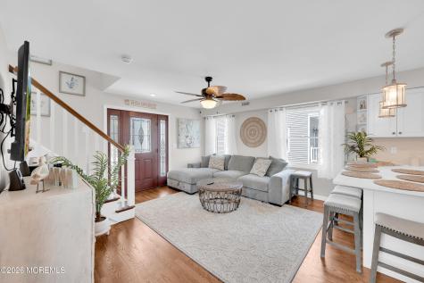 105 W Channel Way Lavallette NJ 08735