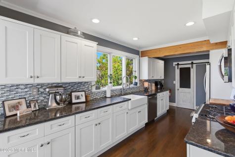 191 Knoll Crest Avenue Brick NJ 08723