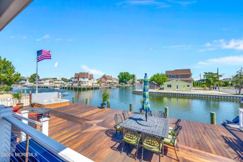 226 Bay Stream Drive Toms River NJ 08753