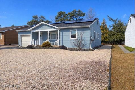 40 Whitmore Drive Toms River NJ 08757
