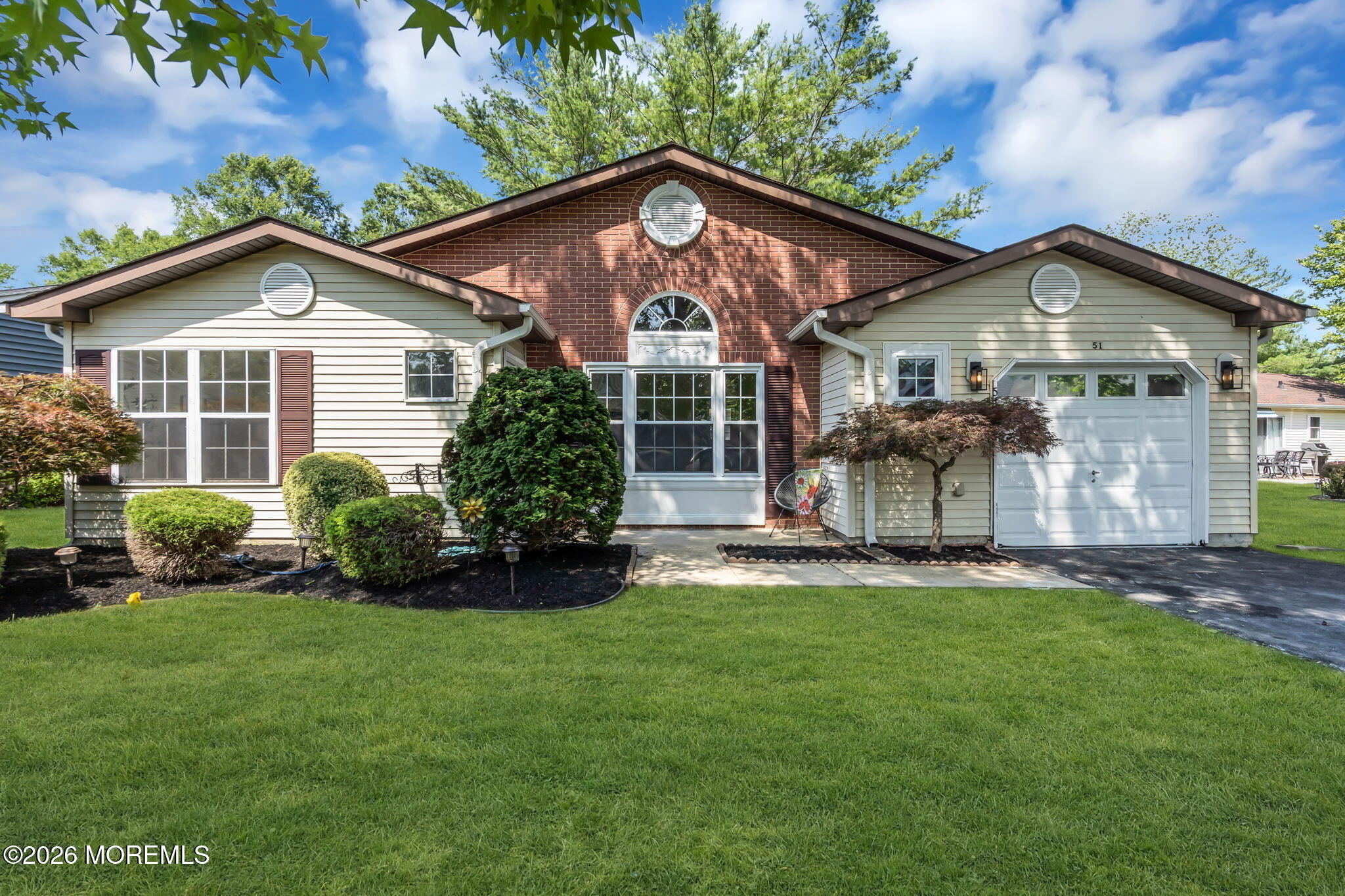 Freehold NJ, 51 Linton Close