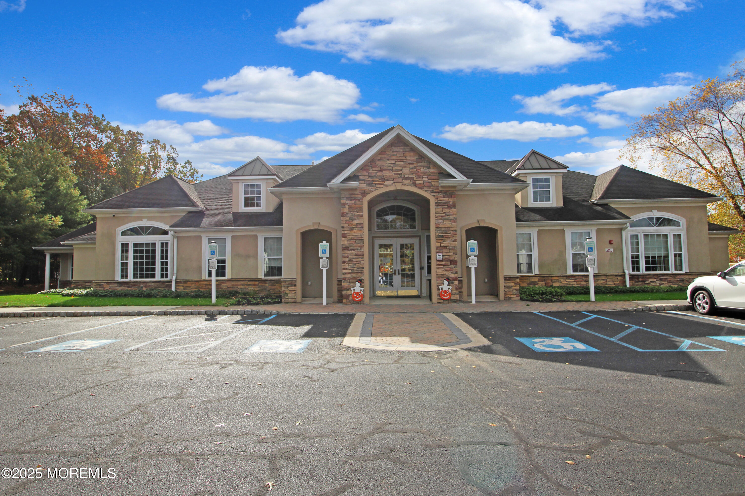 713 Amy Court Lakewood NJ 08701