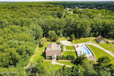 3134 Quarry Road Manchester NJ 08759