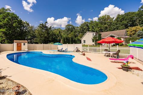 3134 Quarry Road Manchester NJ 08759