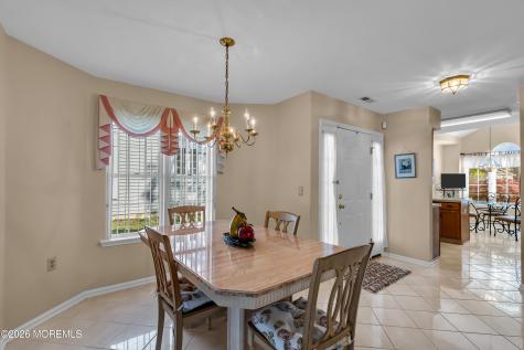 18 Grosunor Court Jackson NJ 08527